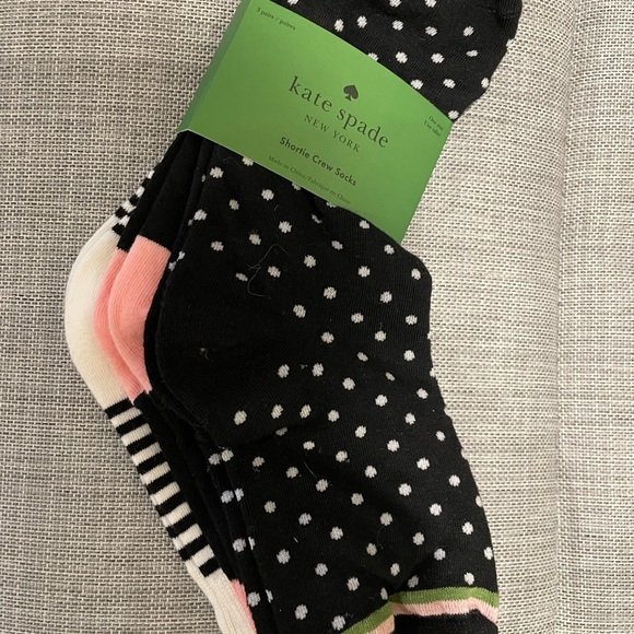 Women’s Kate Spade Shortie Crew Socks Blk/Stripe/ Polka Dot - Picture 3 of 6